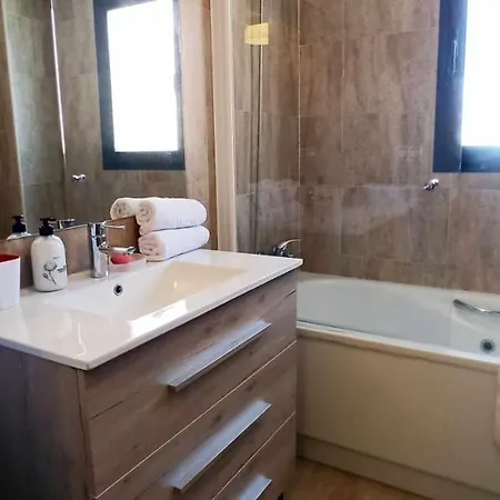 Σαλέ Chalet Con Piscina Y Bbq En La Playa *